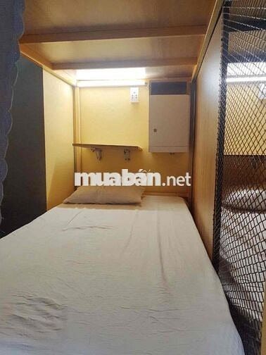 Chốt đơn chiếc giường KTX cao cấp giữa lòng Sài Gòn, bao trọn gói