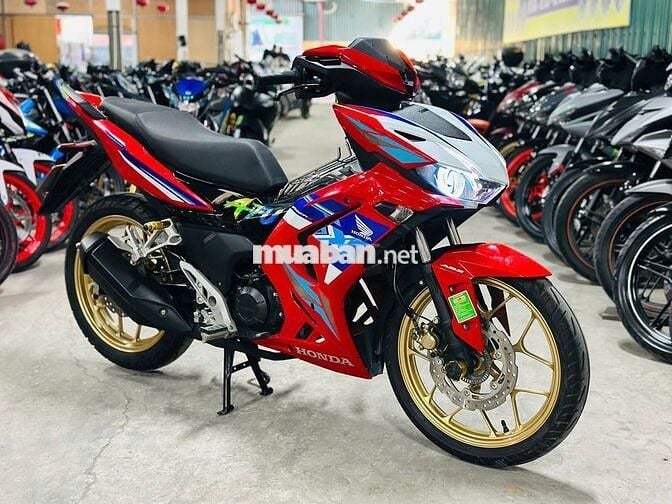 XE MÁYTHANH TÙNG_WINNER V3 ABS MÀU HRC VÀNH VÀNG