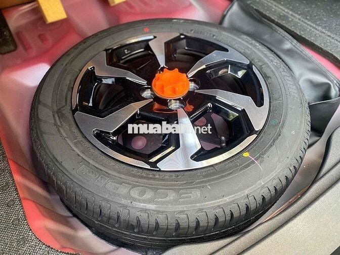 Toyota Vios 2023 E CVT - siêu lướt 11.000 km