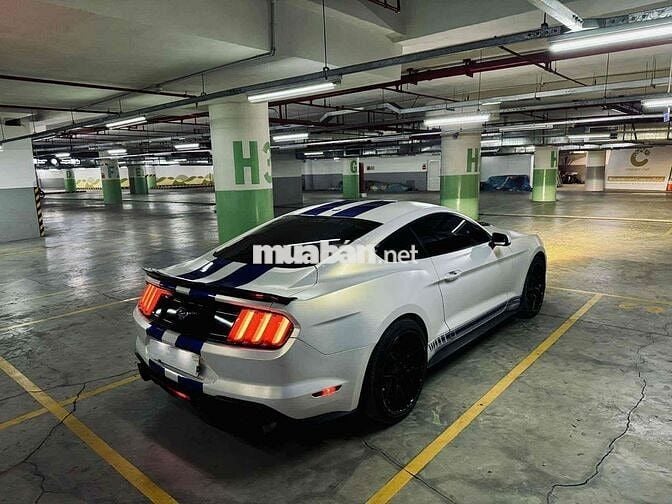Ford Mustang 2015 EcoBoost - 80000 km
