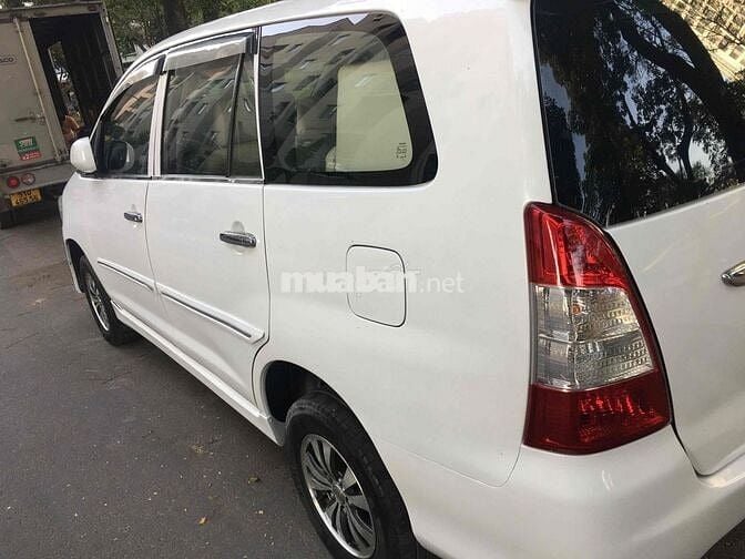 Toyota Innova 2013 mt j - 123456 km