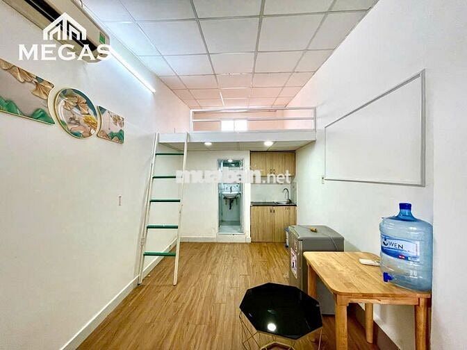 CHDV Quận 10 Cạnh UEH và ĐH Hành Chính đường 3 tháng 2