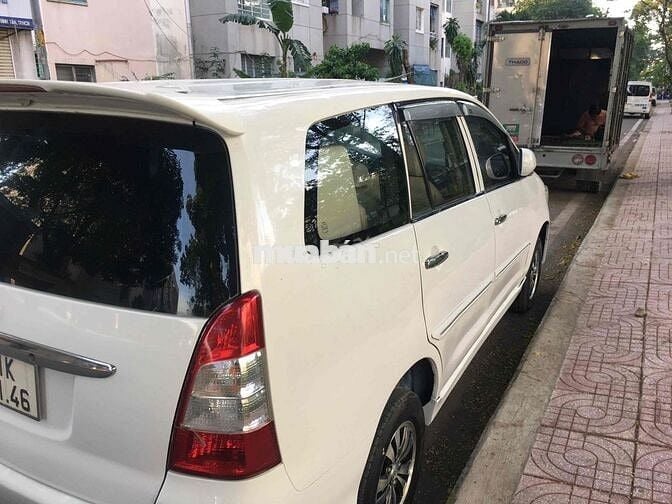 Toyota Innova 2013 mt j - 123456 km