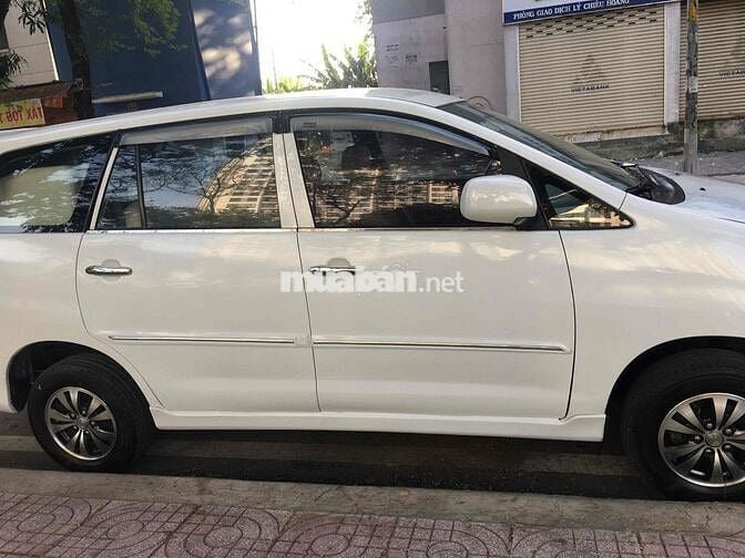 Toyota Innova 2013 mt j - 123456 km