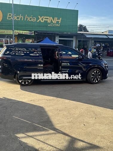 Kia Carnival 2022 2.2D Signature 7 ghế