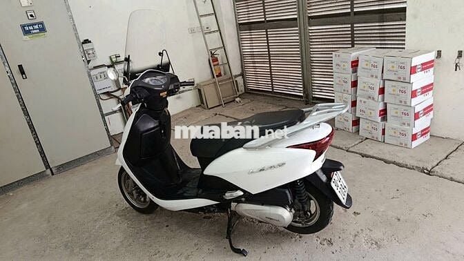 Xe tay ga HONDA lead trắng biển 30 máy zin êm