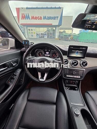 Mercedes-Benz CLA200 2017 Trắng 65000 km