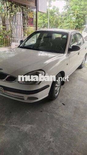 DAEWOO NUBIRA II 2001 Trắng