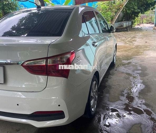 Hyundai i10 Sedan 1.2 AT 2021 số tự động