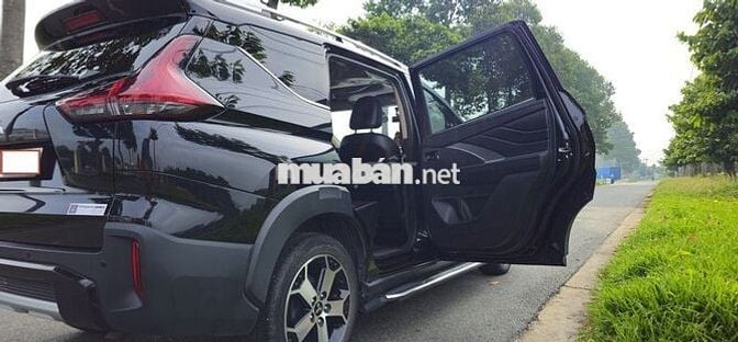 Mitsubishi Xpander Cross AT/ AUDIO 2020, màu Đen