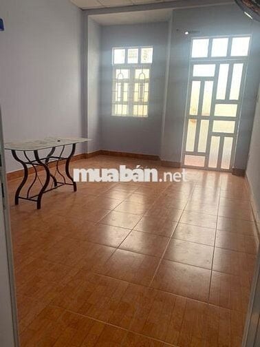 Cần cho thuê nhà hẻm nguyên căn , đường Bùi Tư Toàn