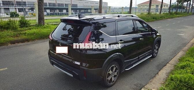 Mitsubishi Xpander Cross AT/ AUDIO 2020, màu Đen