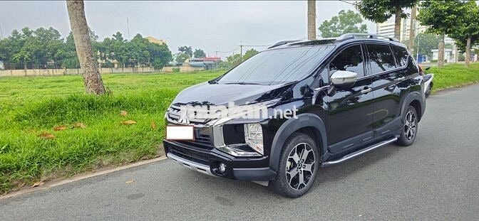 Mitsubishi Xpander Cross AT/ AUDIO 2020, màu Đen