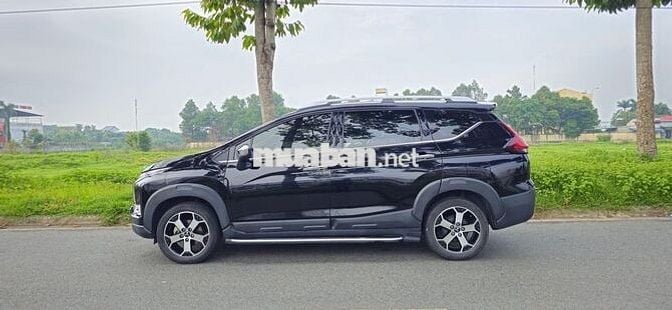 Mitsubishi Xpander Cross AT/ AUDIO 2020, màu Đen