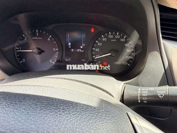 2016 NP300 EL 4x2 AT - 114000 km