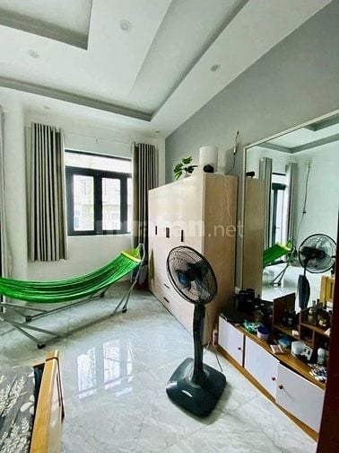 Cần bán gấp nhà Lý Nam Đế Phường 7 Quận 11 . 