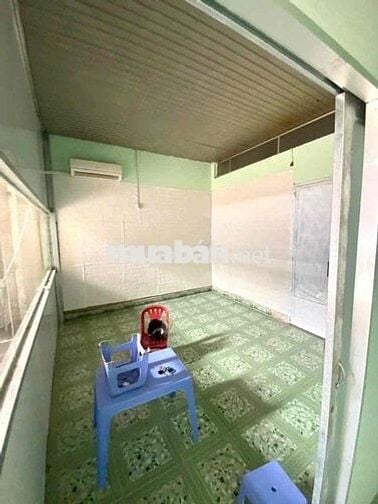 Cho thuê kho 200m2 có điện 3 pha mặt tiền quốc lộ 1K - Dĩ An