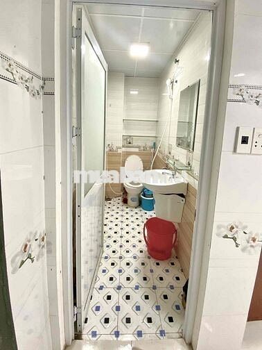 CHO THUÊ PHÒNG TRỌ – TRUNG TÂM QUẬN 5 – NHÀ MỚI, CÓ GÁC, GIỜ GIẤC TỰ D