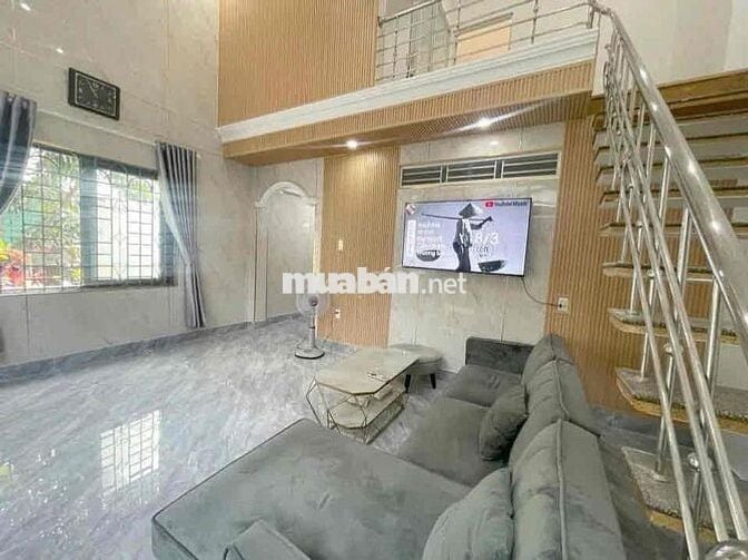 BÁN GẤP NHÀ GÁC LỬNG KIỆT 382 HÙNG VƯƠNG, THANH KHÊ – FULL NỘI THẤT, Ở