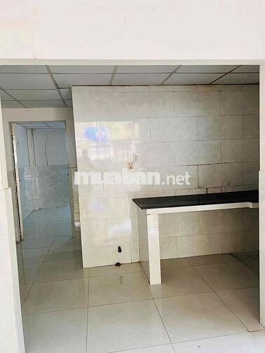 Cho thuê nhà chính chủ  100m2  rộng rãi, 1 phòng khách , 2 PN, 2WC