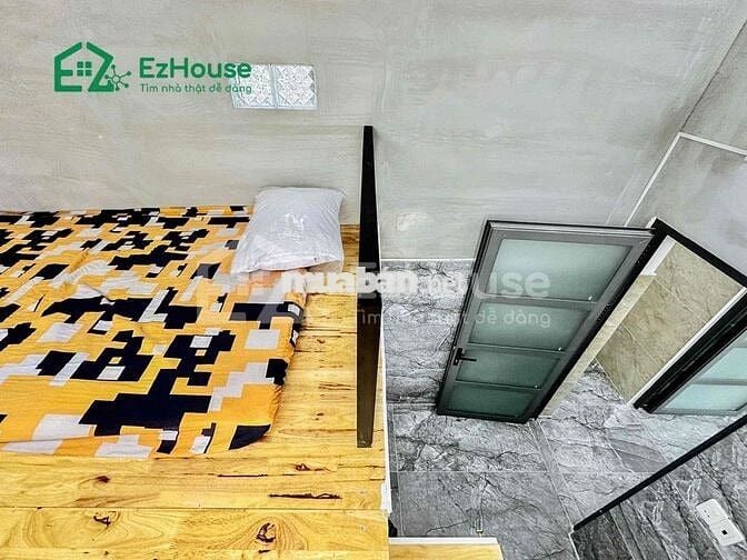 Phòng duplex view kính, cửa sổ trời. Full nội thất gần Aeon tân phú