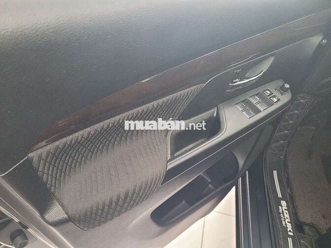 Suzzuki sport 2020 1.5L AT - 76000 km