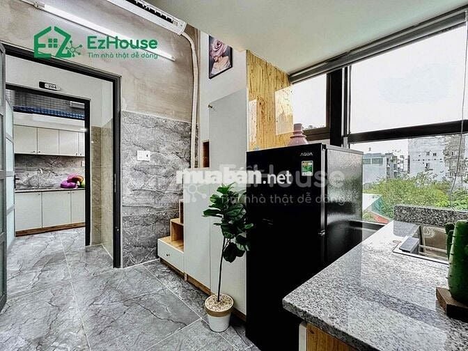 Phòng duplex view kính, cửa sổ trời. Full nội thất gần Aeon tân phú