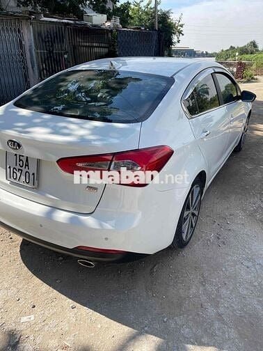 Kia K3 2015 2.0 AT - 896000 km
