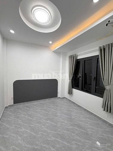 Bán nhà ngay đường Vạn Kiếp, phường 1, Bình Thạnh.Giá: 3Tỷ 650tr, 40m2