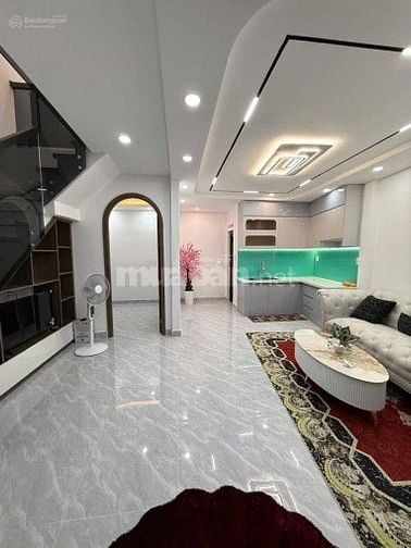 Bán nhà ngay đường Vạn Kiếp, phường 1, Bình Thạnh.Giá: 3Tỷ 650tr, 40m2