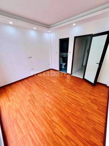 Nhà Đẹp Gần Đường Ô TÔ Thang Máy Giáp Nhị 36m, 5 tầng, mt 4m, 8.75 tỷ