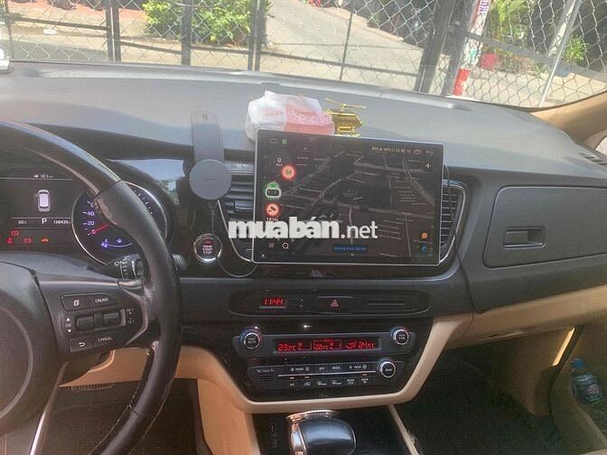 Kia Sedona 2020 2.2 DAT Signature - 138000 km