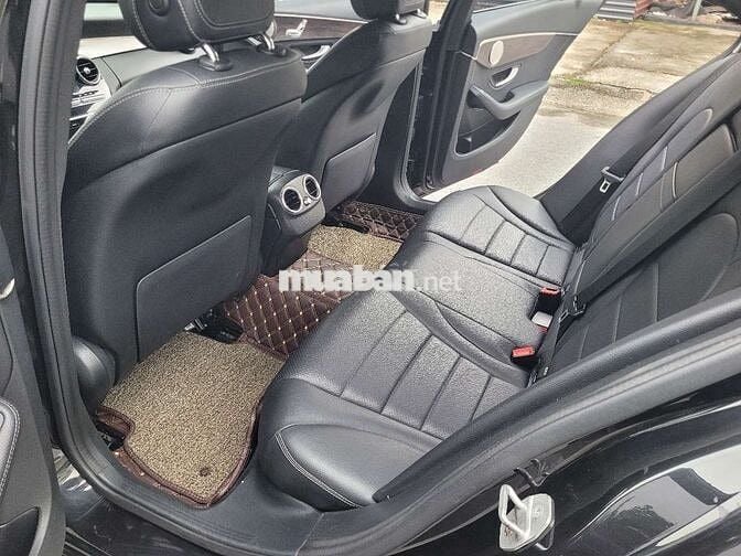 Bán mec 2020 C180 - 110000 km