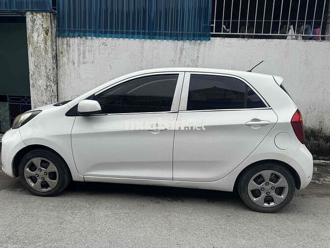 Kia Morning 5 chổ số sàn giá xe máy