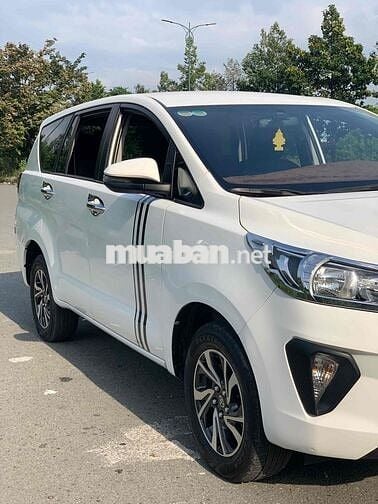Toyota Innova 2.0E 2022 Trắng