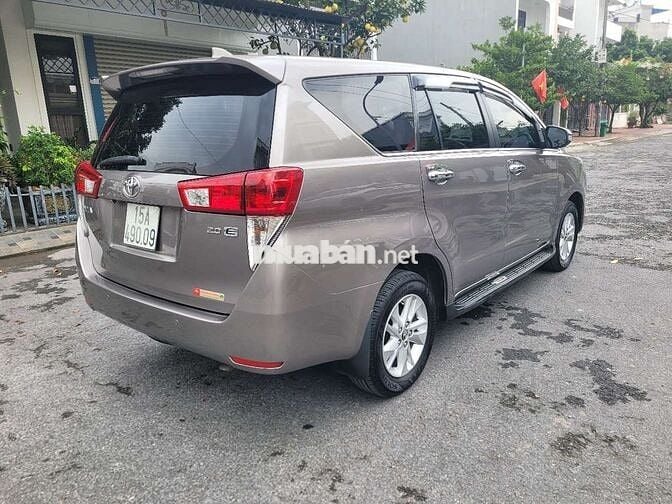 Innova 2018 2.0E - 16000 km