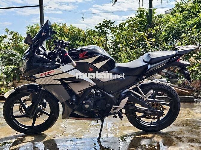 Honda CBR Đen 5 vạn