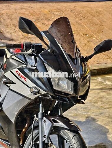 Honda CBR Đen 5 vạn