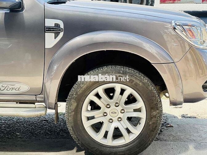 Ford Everest 2015 2.5L 4x2 MT - Khó Có Đối Thủ
