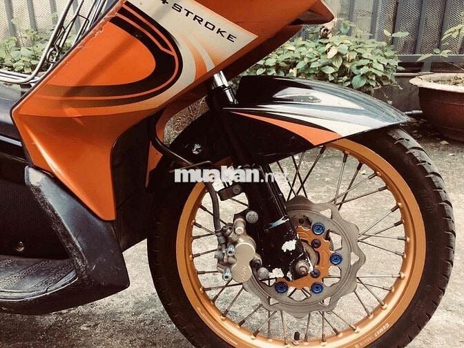 Yamaha Nouvo Thể thao Cam đen