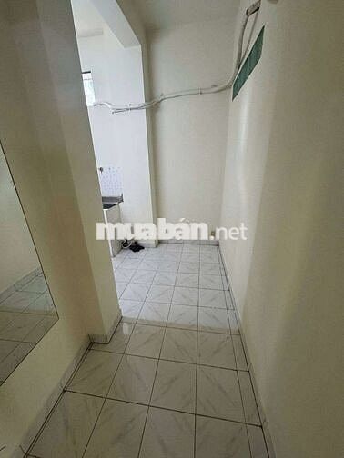 Chung Cư 675 Nguyễn Kiệm - Tầng 5 View Landmark - 42m2 - 2.65 Tỷ