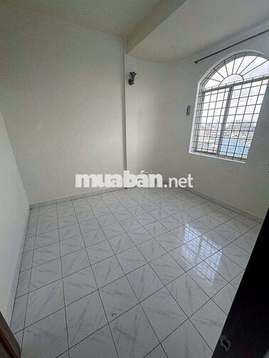 Chung Cư 675 Nguyễn Kiệm - Tầng 5 View Landmark - 42m2 - 2.65 Tỷ