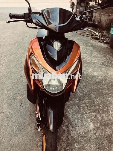 Yamaha Nouvo Thể thao Cam đen