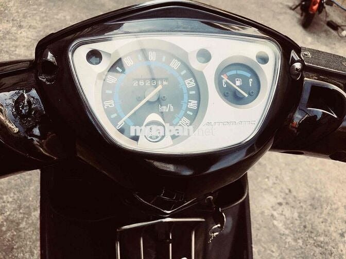 Yamaha Nouvo Thể thao Cam đen