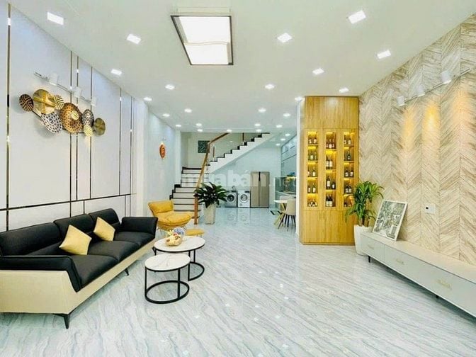 Cần bán gấp nhà Quang Trung. Phường 16. Gò Vấp. Giá 3 tỷ 990/ 56m2.