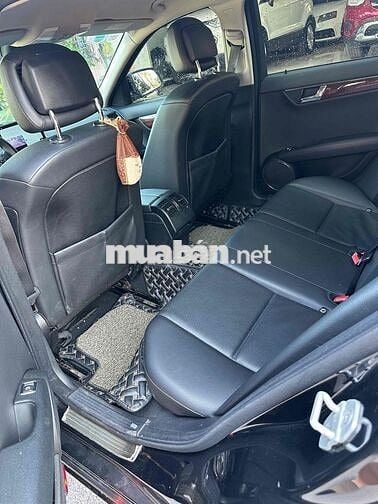 Mercedes Benz C Class xe cực mới rin 100% chạy êm