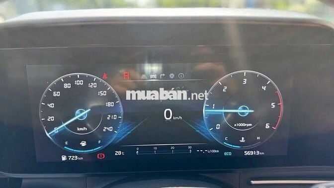 Kia Carnival 2023 Signature 2.2D - 56,000 km cọp.