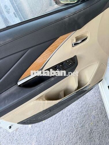 Bán xe XPANDER 2019 số tự động rất đẹp