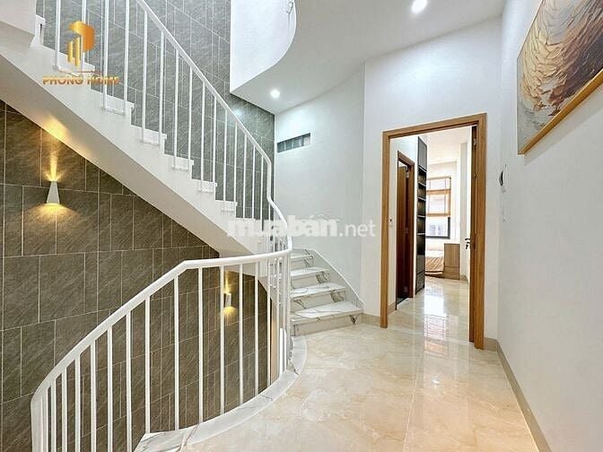 🔥🔥Nhà kiệt TTTP, nhà 3 tầng đường Cù Chính Lan