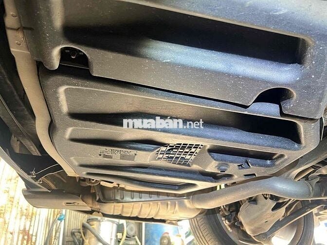 xe gia đình cần bán